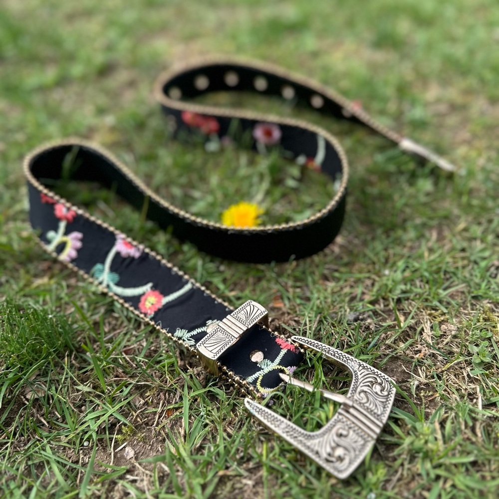 Floral Embroidered Belt with Silver Buckle